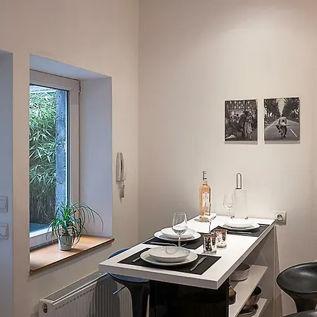 Triplexdesjardins Apartment